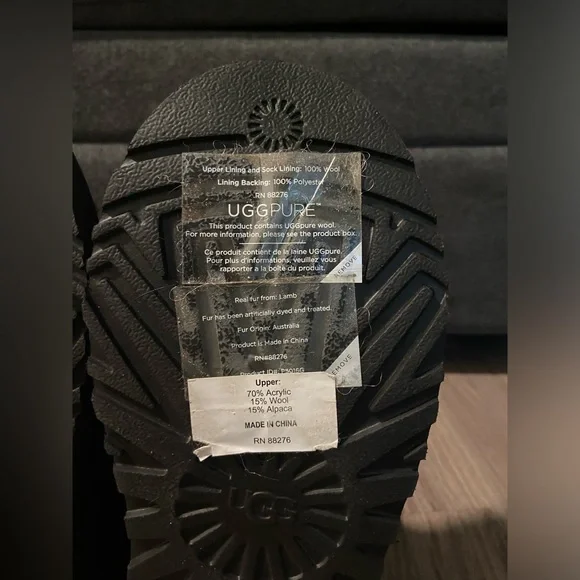 UGG retired Black Capra boots size 8 NEVER WORN OR TRIED ON - Picture 8 of 9